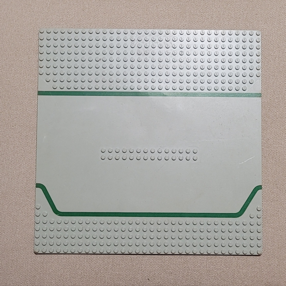 LEGO Vintage Road City Baseplate, 32x32